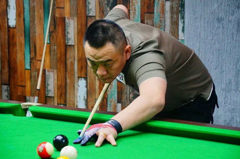 激烈竞争 激烈竞争